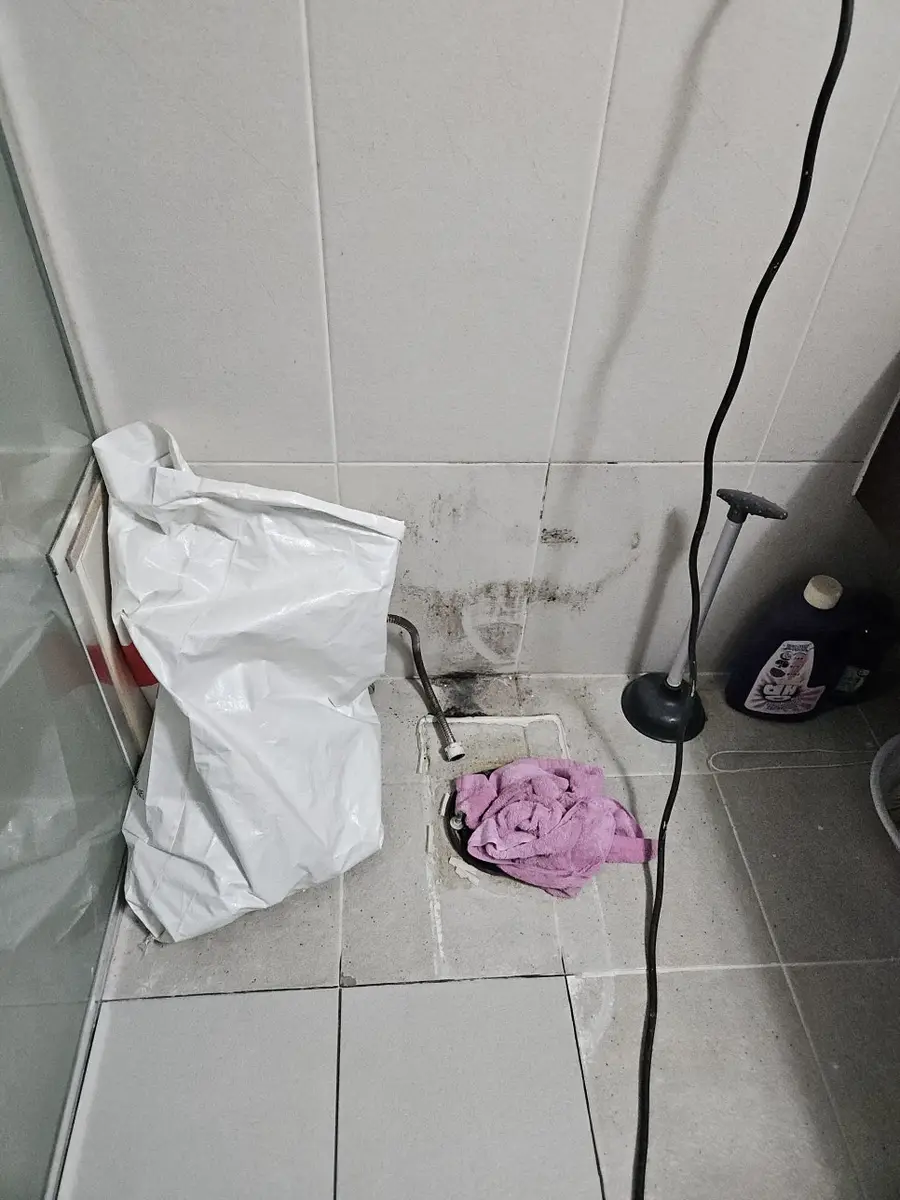 욕실타일 깨짐 시공 사진 37