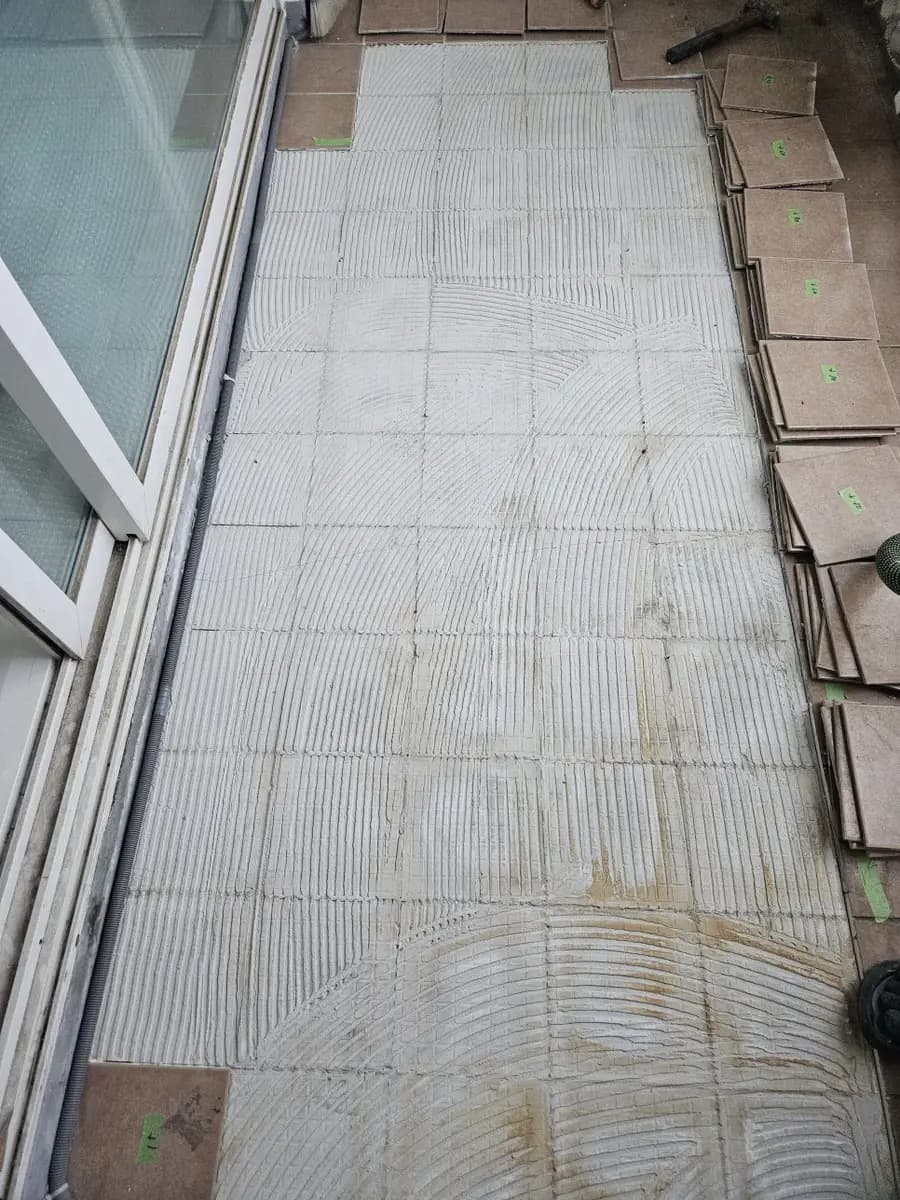 베란다 바닥타일 올라옴 부분교체비용 안성시 아파트 시공 사진 12