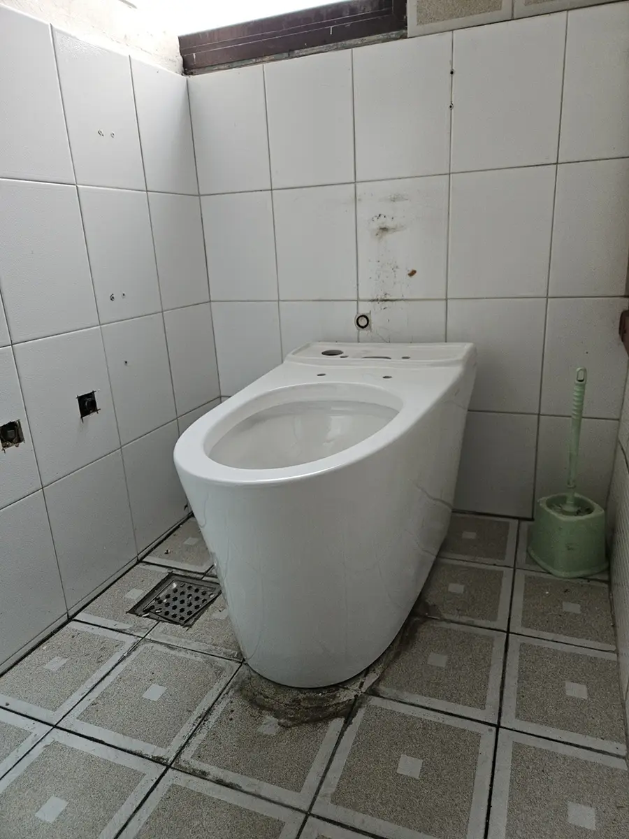 오산 화장실 변기 교체 양변기 깨짐 배수구 · 오산시 시공 사진 53