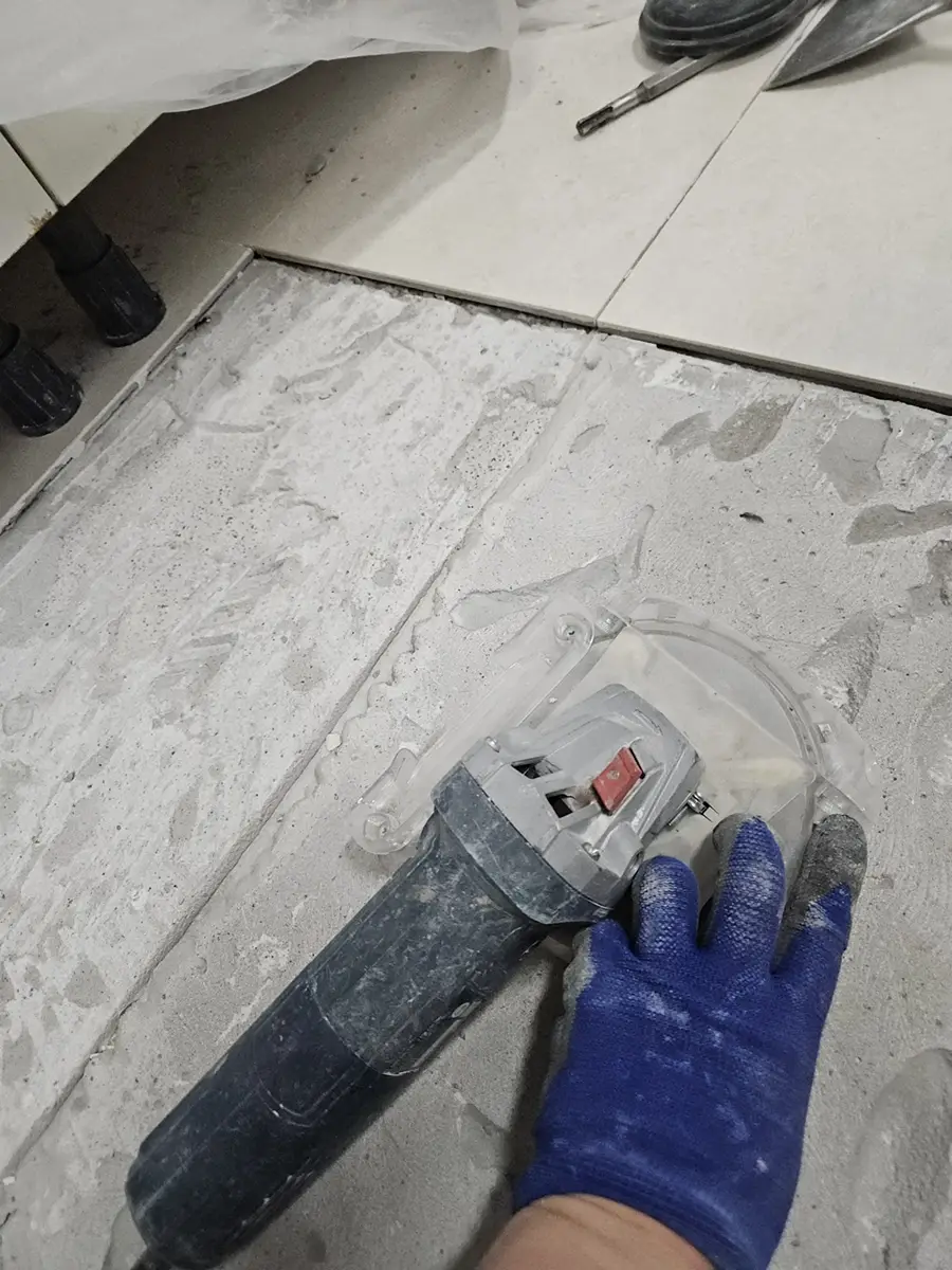 여주 타일 교체 주방 바닥타일 터짐 들뜸 깨짐 수리 업체 시공 사진 111