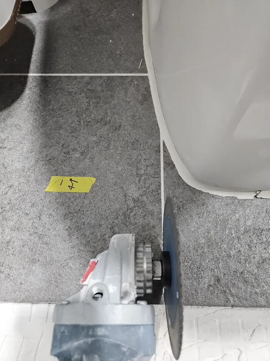 여주시 타일 보수 교동 욕실 바닥 깨짐 여주시 시공 사진 4